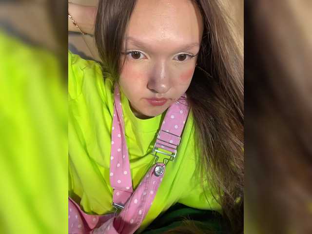 Cute-Lolly live cam on BongaCams