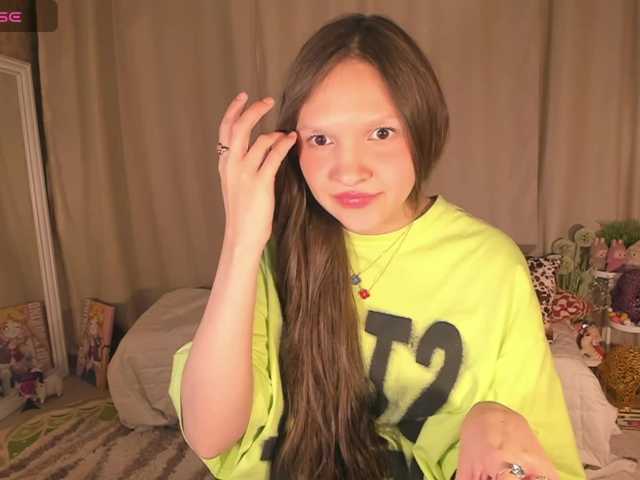  Cute-Lolly chat room