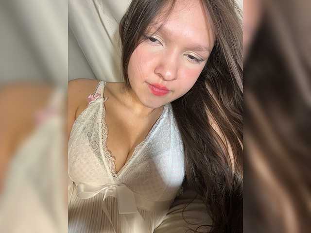 Cute-Lolly live cam on BongaCams