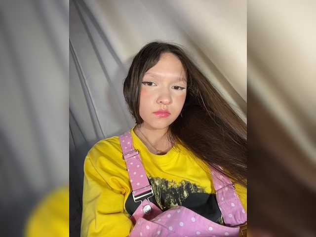 Cute-Lolly live cam on BongaCams