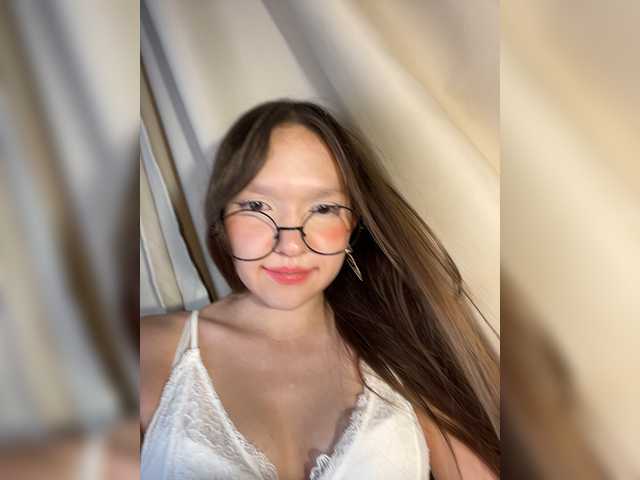 Cute-Lolly live cam on BongaCams