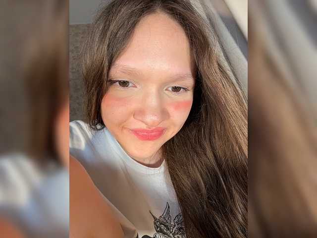 Cute-Lolly live cam on BongaCams