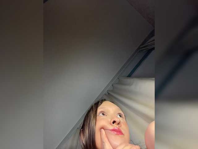 Cute-Lolly live cam on BongaCams