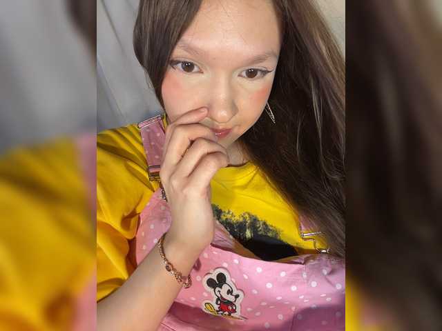Cute-Lolly live cam on BongaCams