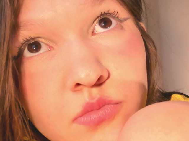 CuteLolly webcam