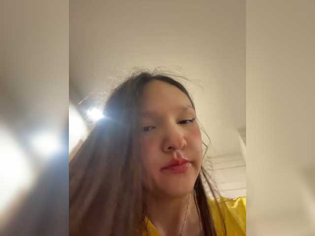 Cute-Lolly live cam on BongaCams