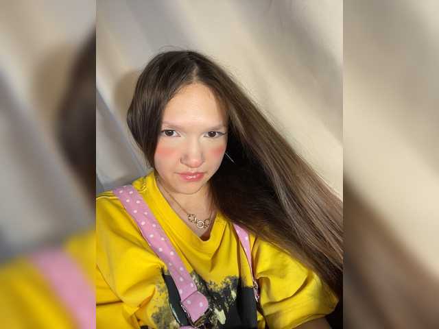 Cute-Lolly live cam on BongaCams