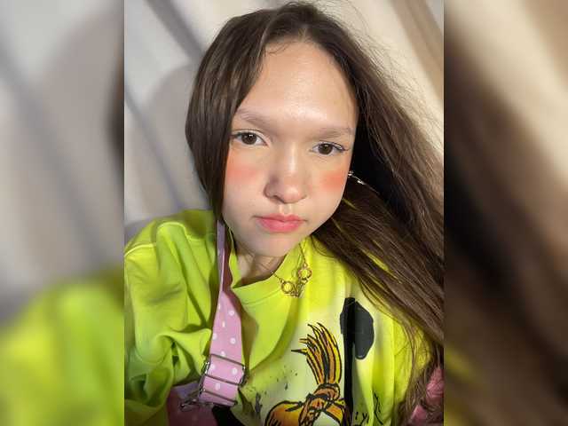 Cute-Lolly live cam on BongaCams