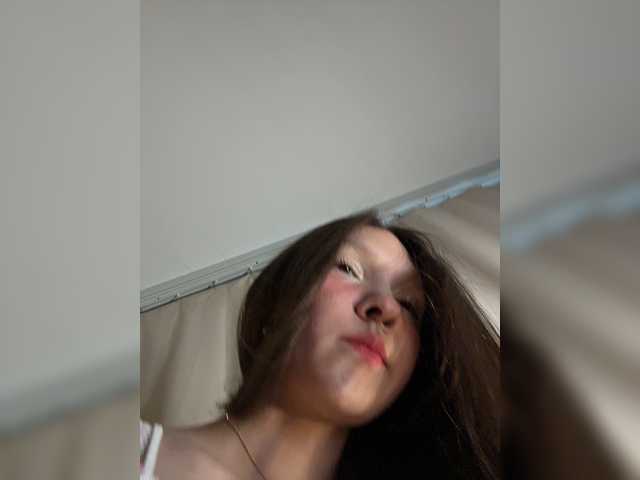 Cute-Lolly live cam on BongaCams