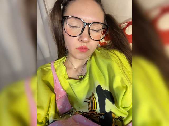 Cute-Lolly live cam on BongaCams