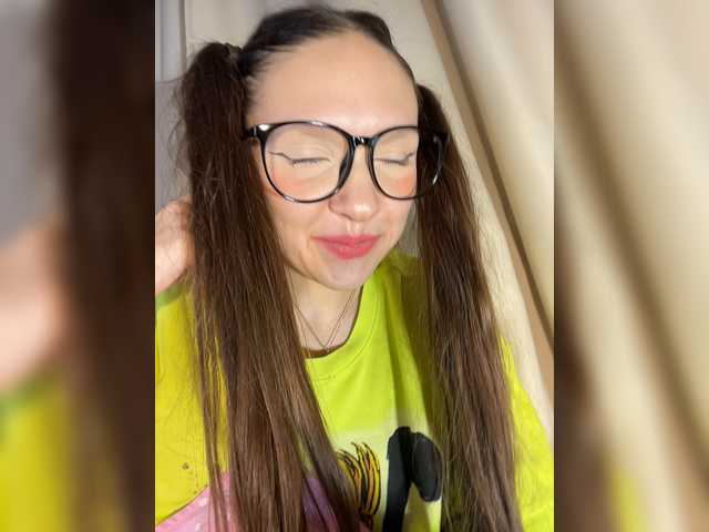 Cute-Lolly live cam on BongaCams