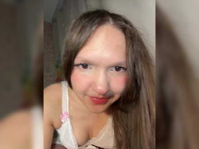 Cute-Lolly live cam on BongaCams