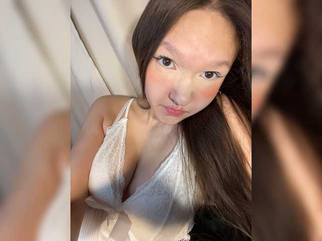 Cute-Lolly live cam on BongaCams