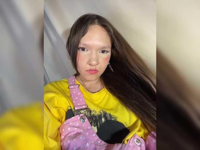 Cute-Lolly live cam on BongaCams