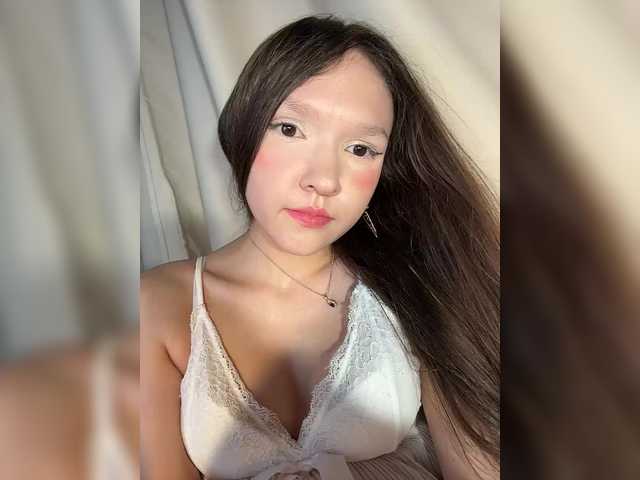 Cute-Lolly live cam on BongaCams