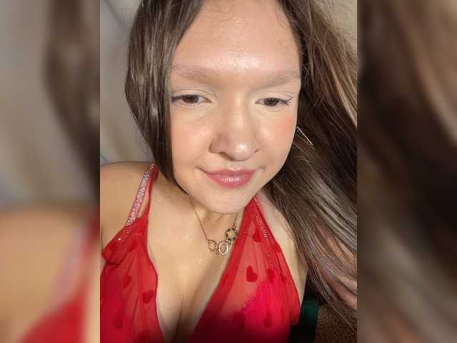 Cute-Lolly live cam on BongaCams
