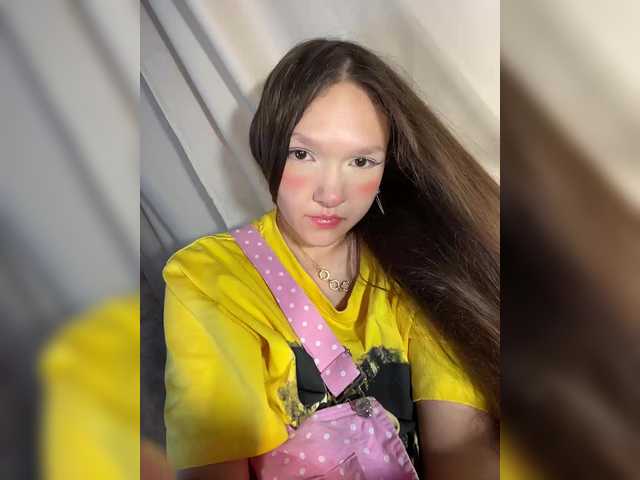 Cute-Lolly live cam on BongaCams