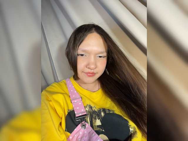 Cute-Lolly live cam on BongaCams