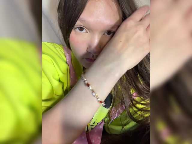 Cute-Lolly live cam