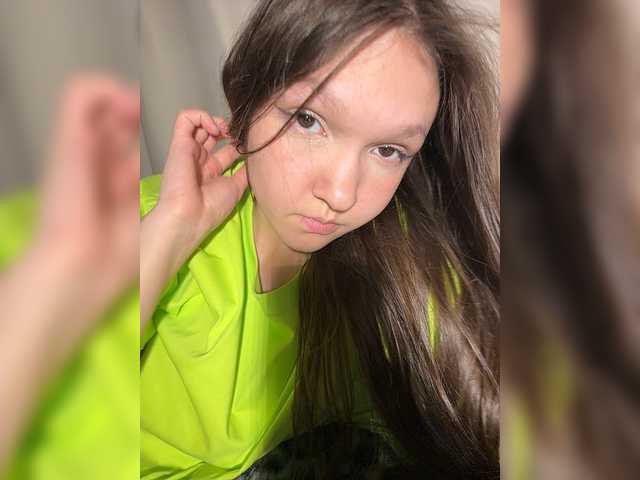 Cute-Lolly live cam on BongaCams