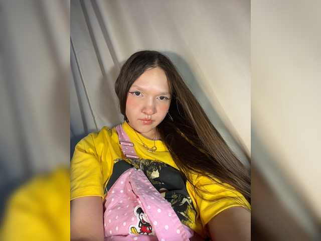 Cute-Lolly live cam on BongaCams