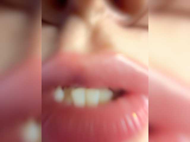 Cute-Lolly live cam on BongaCams