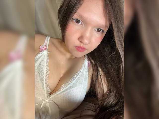 Cute-Lolly live cam on BongaCams