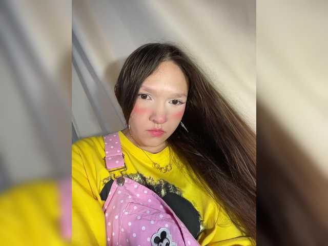 Cute-Lolly live cam on BongaCams