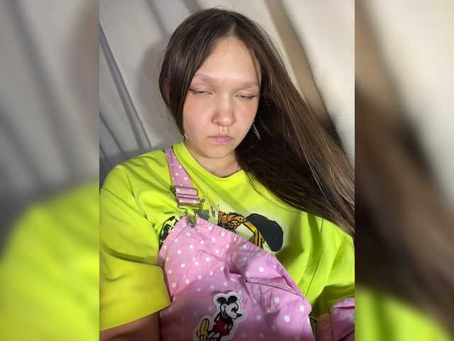 Cute-Lolly live cam on BongaCams