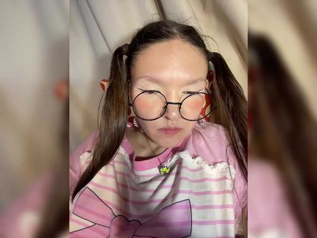 Cute-Lolly live cam on BongaCams