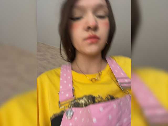 Cute-Lolly live cam on BongaCams