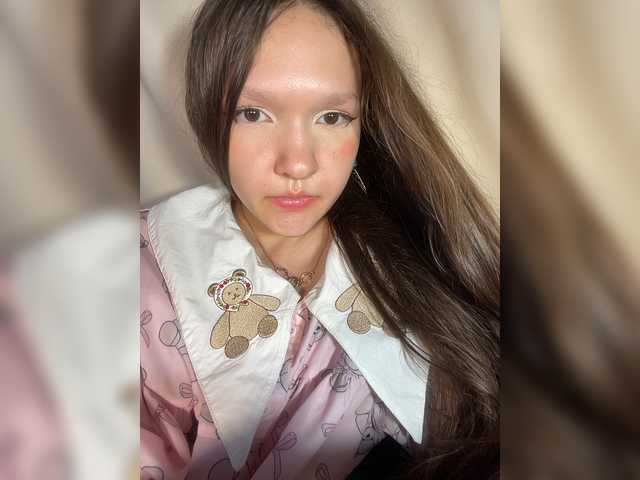 Cute-Lolly live cam on BongaCams
