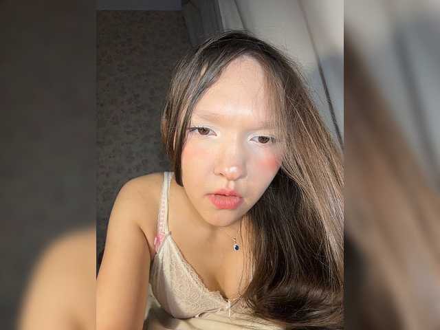 Cute-Lolly live cam on BongaCams