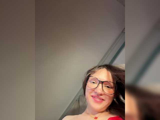 Cute-Lolly live cam on BongaCams