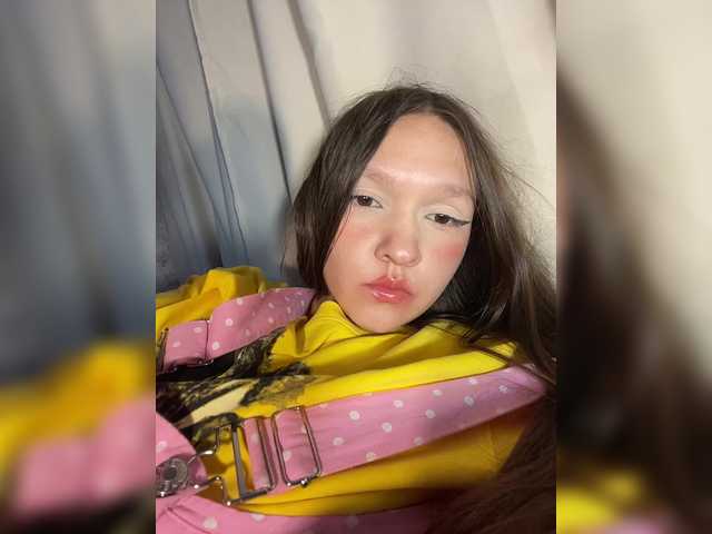 Cute-Lolly live cam on BongaCams