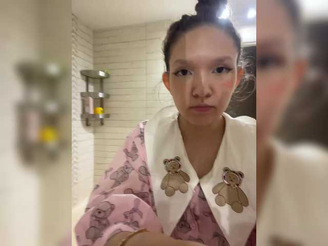 Cute-Lolly live cam on BongaCams