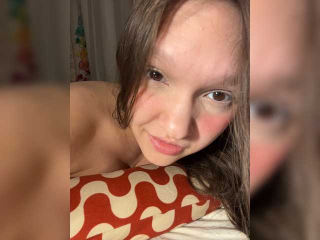 Cute-Lolly live cam on BongaCams