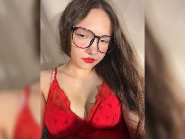 Cute-Lolly live cam on BongaCams