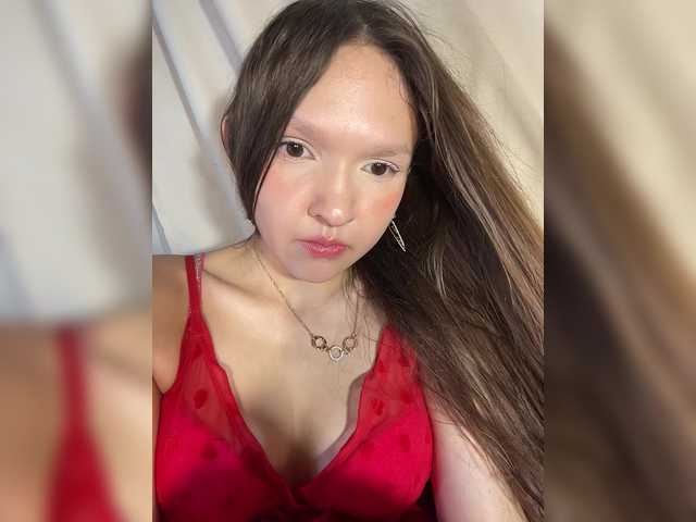 Cute-Lolly live cam on BongaCams