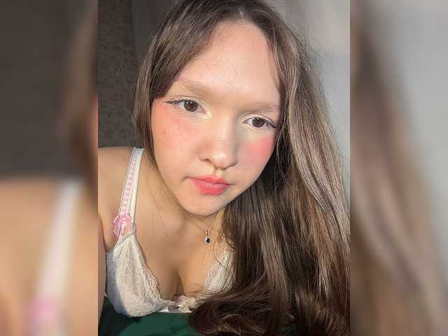 cute-lolly cam belle