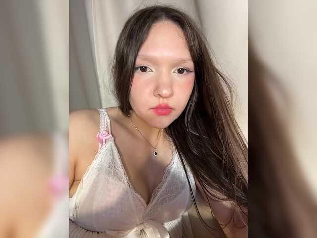 Cute-Lolly live cam on BongaCams