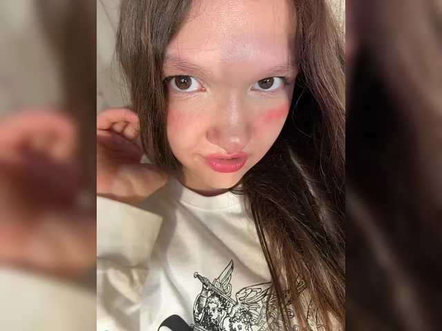 Cute-Lolly live cam on BongaCams