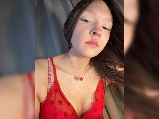 Cute-Lolly live cam on BongaCams