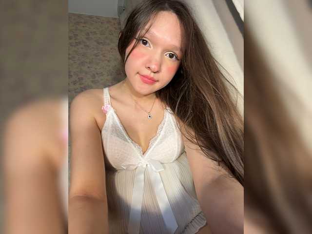 Cute-Lolly live cam on BongaCams