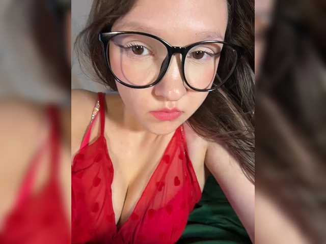 Cute-Lolly live cam on BongaCams