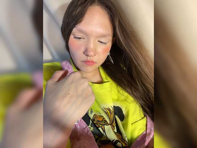 Cute-Lolly live cam on BongaCams
