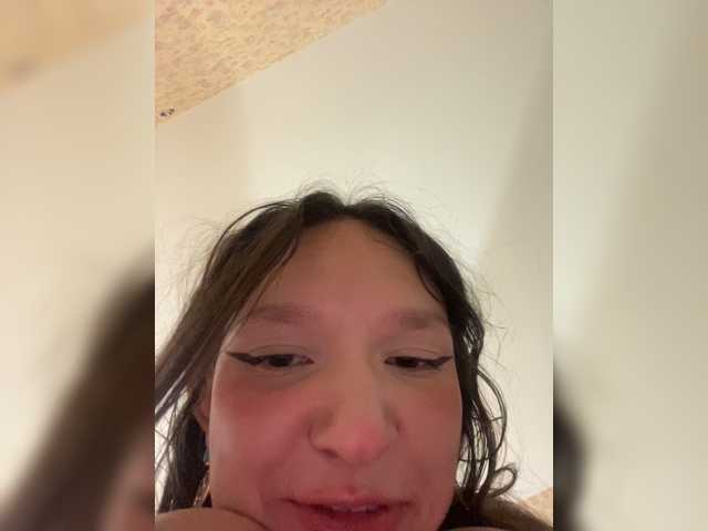 Cute-Lolly live cam on BongaCams