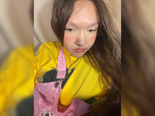 Cute-Lolly live cam on BongaCams