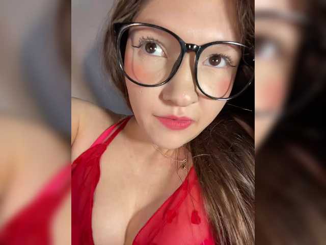 Cute-Lolly live cam on BongaCams