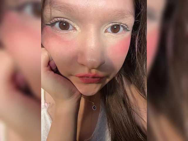 Cute-Lolly live cam on BongaCams